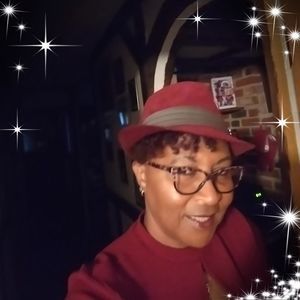 Meet your Posher, Veneta